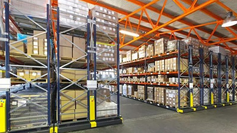重型穿梭式货架每米报价背后的考量因素**